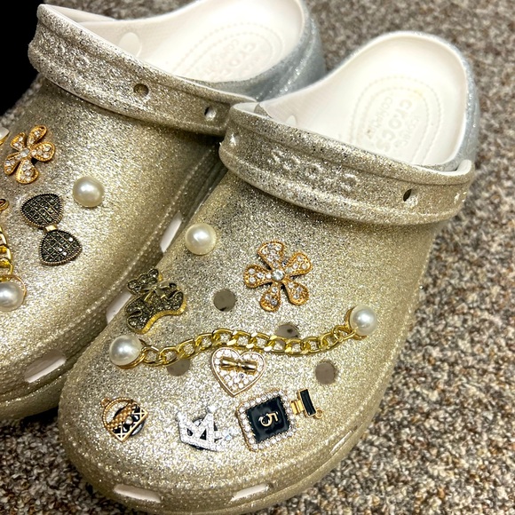 Ombre Crocs - Picture 3 of 8